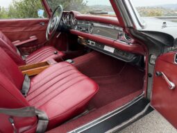 
										1970 Mercedes-Benz 280SL full									