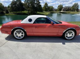 
										2003 Ford Thunderbird 007 Edition full									