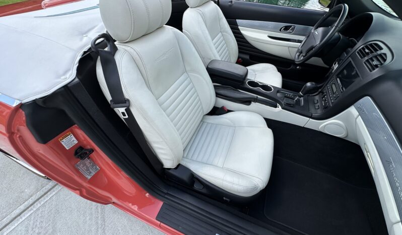 
								2003 Ford Thunderbird 007 Edition full									