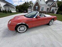 
										2003 Ford Thunderbird 007 Edition full									