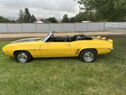 
										1969 Chevrolet Camaro Convertible 5-Speed full									