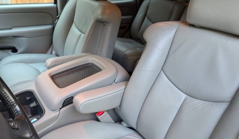 
								2004 Chevrolet Tahoe Z71 4×4 full									