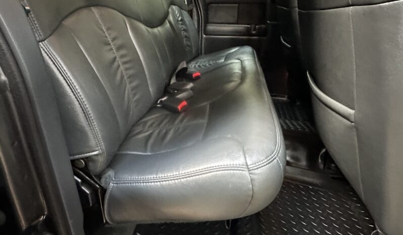 
								2001 GMC Sierra 2500HD SLT Extended Cab 4×4 8.1L full									