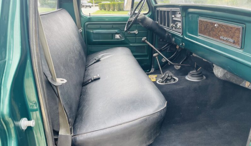 
								1978 Ford F-250 Custom 4×4 4-Speed full									