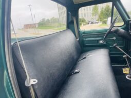
										1978 Ford F-250 Custom 4×4 4-Speed full									