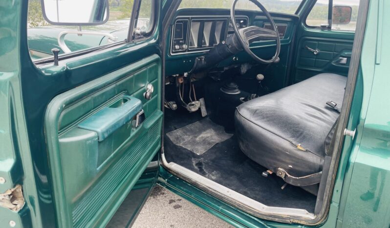 
								1978 Ford F-250 Custom 4×4 4-Speed full									