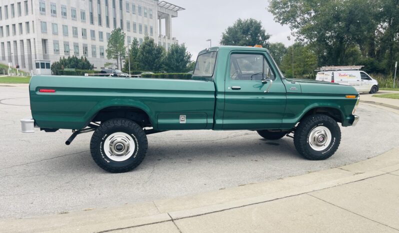 
								1978 Ford F-250 Custom 4×4 4-Speed full									