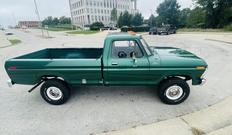 
								1978 Ford F-250 Custom 4×4 4-Speed full									