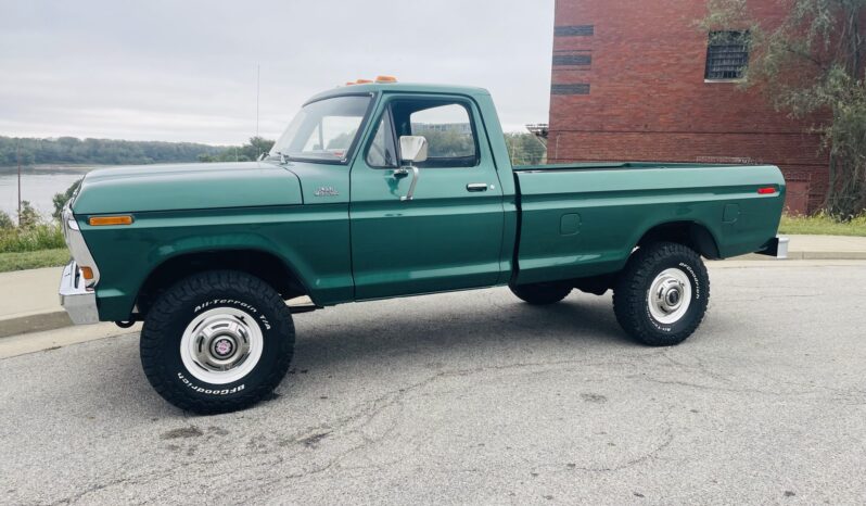 
								1978 Ford F-250 Custom 4×4 4-Speed full									