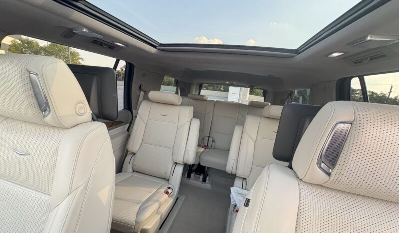 
								2021 Cadillac Escalade Premium Luxury Platinum full									