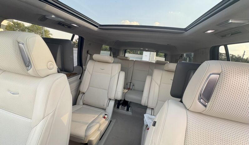 
								2021 Cadillac Escalade Premium Luxury Platinum full									