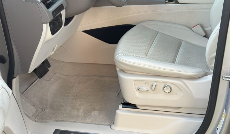 
								2021 Cadillac Escalade Premium Luxury Platinum full									