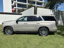 
										2021 Cadillac Escalade Premium Luxury Platinum full									