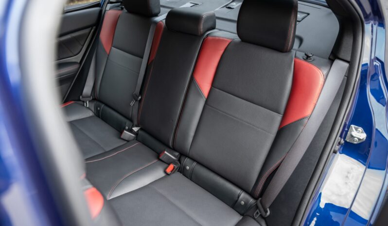 
								2016 Subaru WRX STi Limited full									