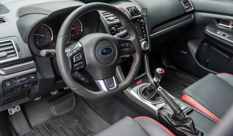 
								2016 Subaru WRX STi Limited full									