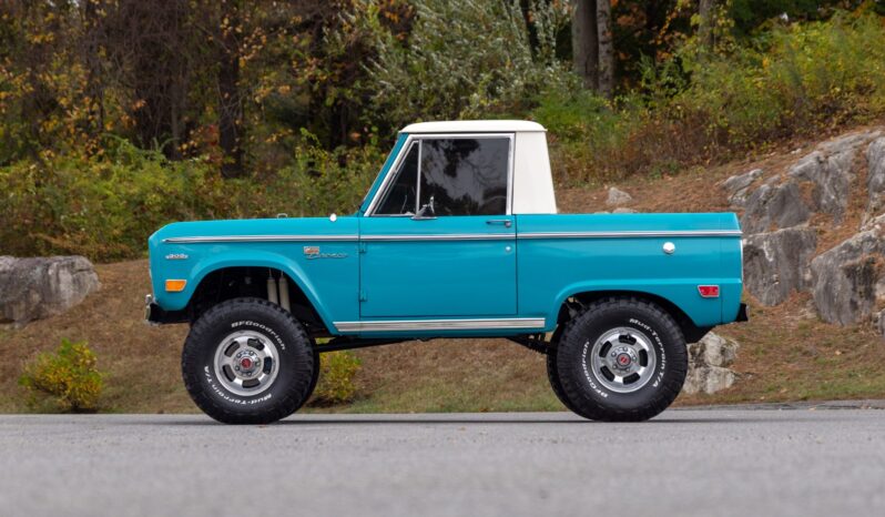
								1969 Ford Bronco 302 full									