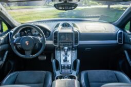 
										2014 Porsche Cayenne GTS full									