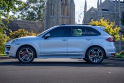 
										2014 Porsche Cayenne GTS full									