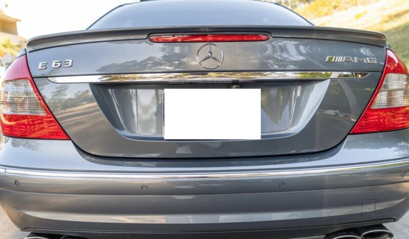 
								2008 Mercedes-Benz E63 AMG full									