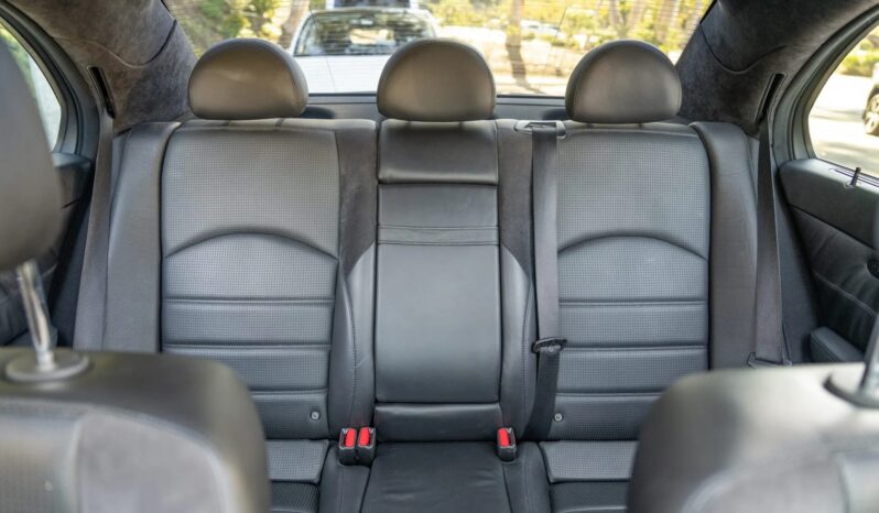 
								2008 Mercedes-Benz E63 AMG full									