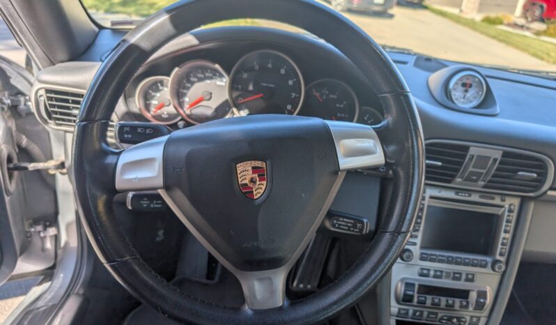 
								2005 Porsche 911 Carrera Coupe 6-Speed full									