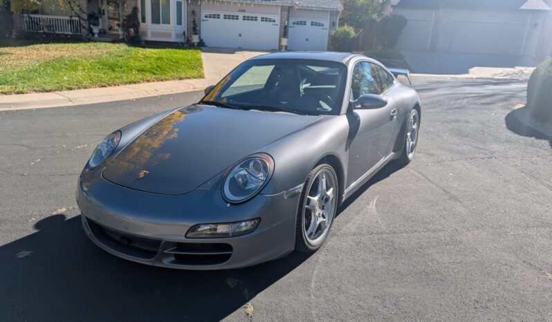 
								2005 Porsche 911 Carrera Coupe 6-Speed full									