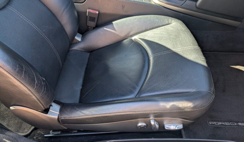 
								2005 Porsche 911 Carrera Coupe 6-Speed full									