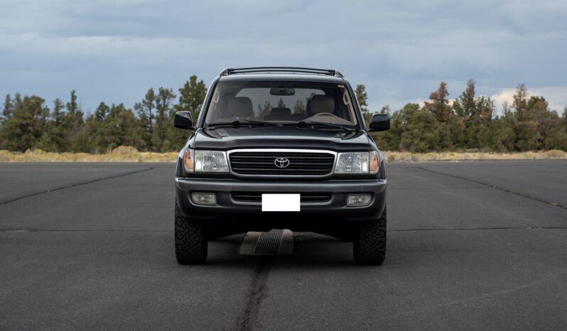 2000 Toyota Land Cruiser UZJ100 1