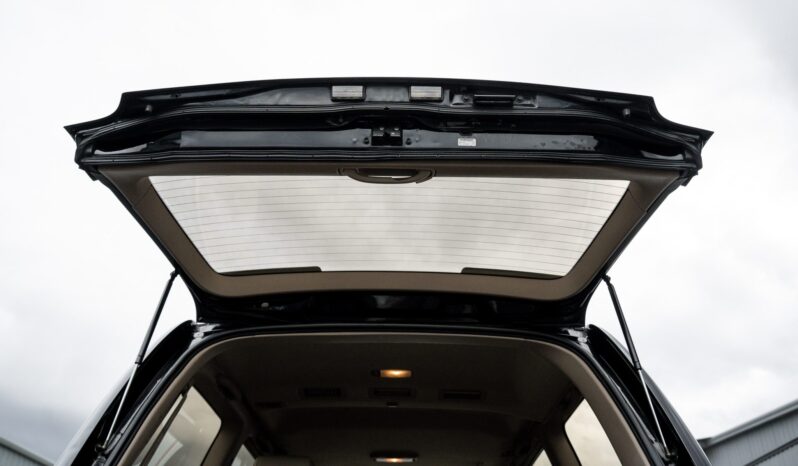 
								2000 Toyota Land Cruiser UZJ100 full									