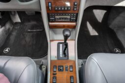 
										1988 Mercedes-Benz 420SEL full									