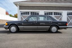 
										1988 Mercedes-Benz 420SEL full									