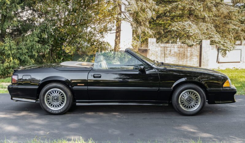 
								1988 Ford Mustang ASC McLaren Convertible full									
