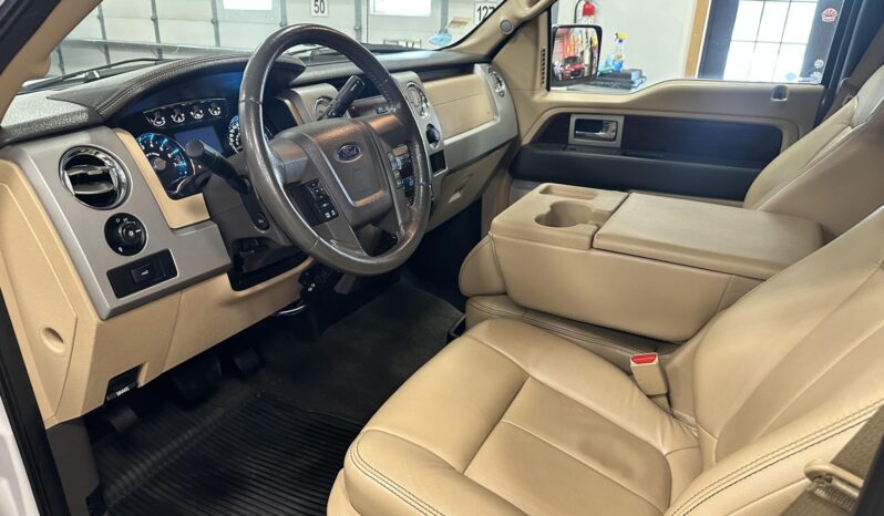 
								2012 Ford F-150 Lariat SuperCrew full									