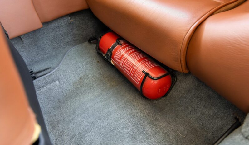 
								2003 Aston Martin DB7 V12 Vantage Volante 6-Speed full									