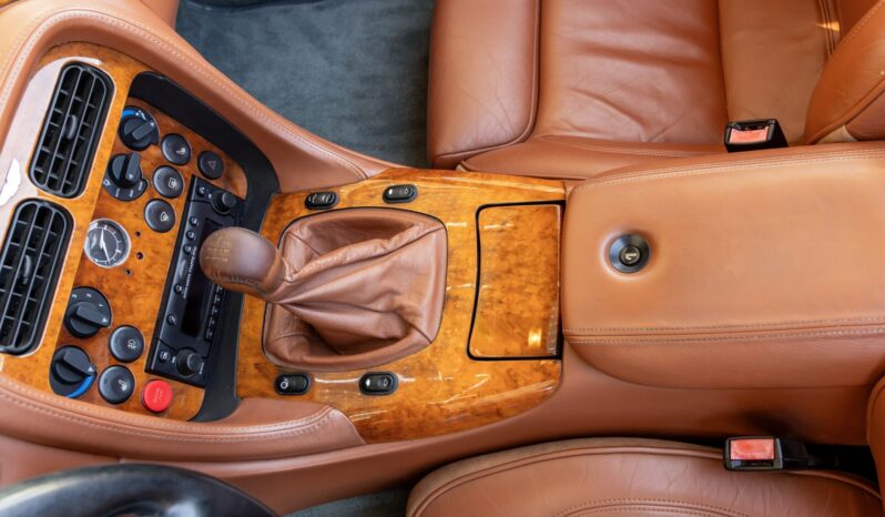 
								2003 Aston Martin DB7 V12 Vantage Volante 6-Speed full									