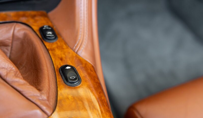 
								2003 Aston Martin DB7 V12 Vantage Volante 6-Speed full									