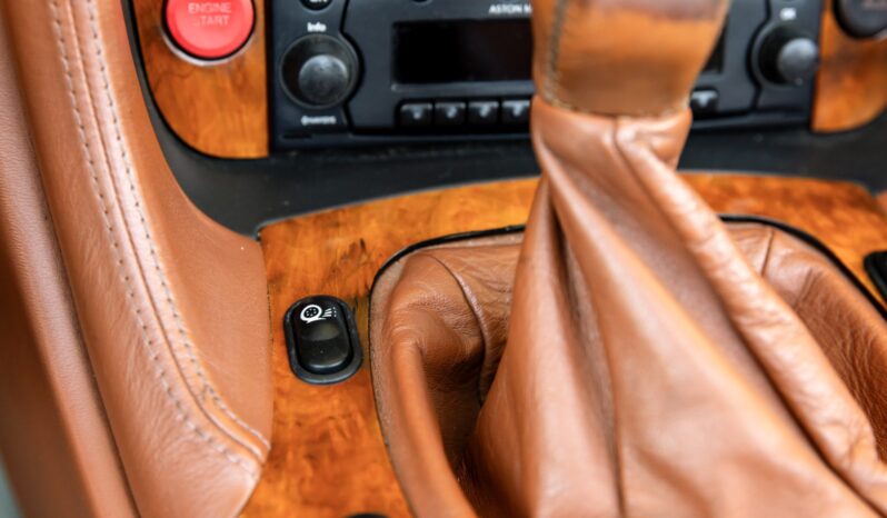 
								2003 Aston Martin DB7 V12 Vantage Volante 6-Speed full									