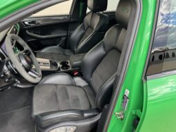 
										2022 Porsche Macan GTS full									