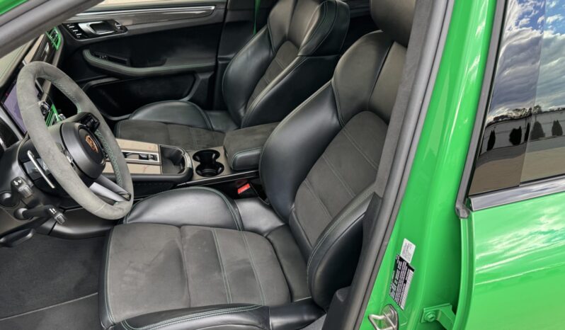 
								2022 Porsche Macan GTS full									