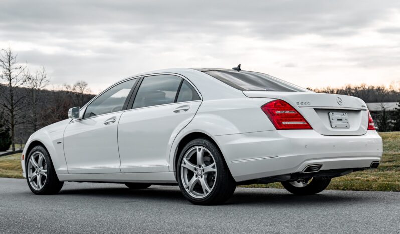 
								2012 Mercedes-Benz S550 4MATIC full									