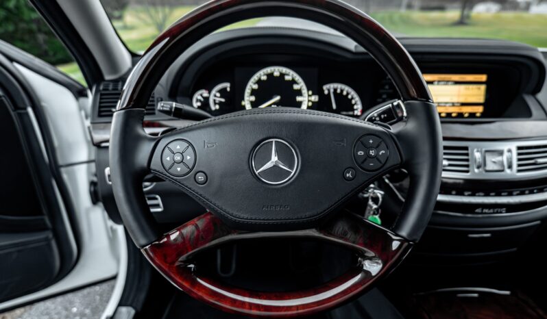 
								2012 Mercedes-Benz S550 4MATIC full									