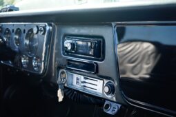 
										1971 Chevrolet C10 Pickup full									