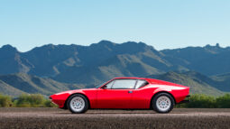
										1973 DeTomaso Pantera full									