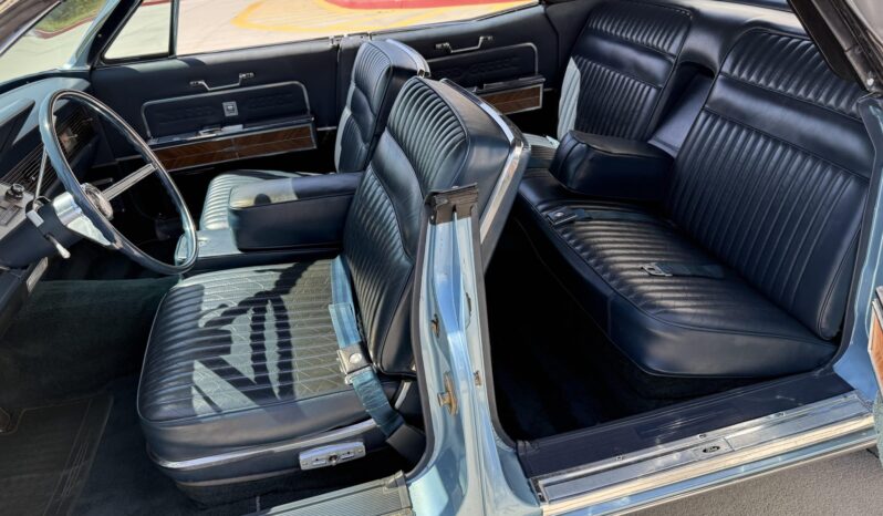 
								1966 Lincoln Continental Convertible full									