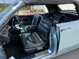 
										1966 Lincoln Continental Convertible full									