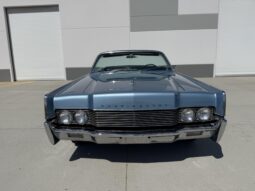 
										1966 Lincoln Continental Convertible full									