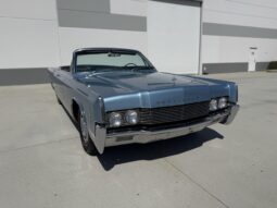 
										1966 Lincoln Continental Convertible full									