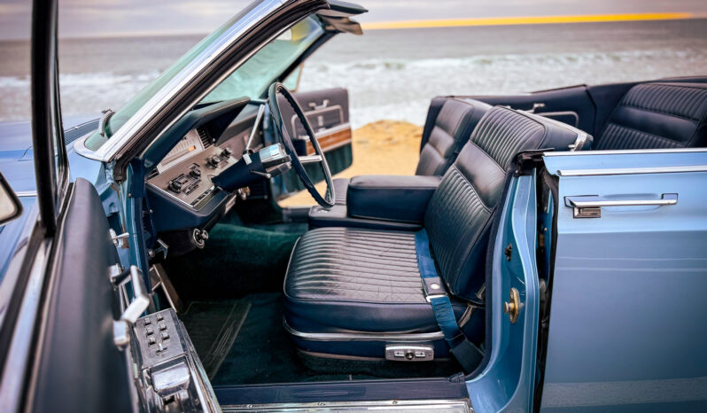 
								1966 Lincoln Continental Convertible full									