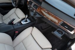 
										2010 BMW 535i xDrive Sports Wagon M Sport full									