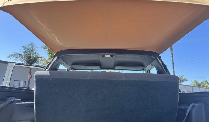 
								1993 Ford Bronco XLT full									